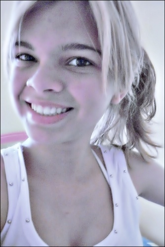 18 anos, amante de cachorros, chocolates e o @BJAOfficial ♥