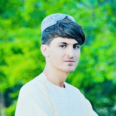 زه چي څوک یم او څنګه یم ته مي د قضاوت حق نه لرې جنابه