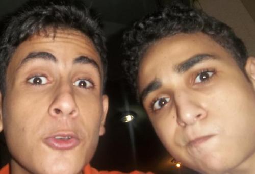 3basElRewsh's profile picture. لأن عباس الروش بيمثل حياة الانسان المصرى بعد الثورة
انا قررت اسمى نفسى على اسمه..الراجل يستحق الصراحة
8+ :)