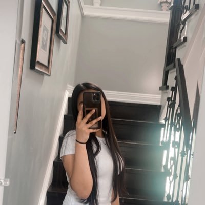 prettymeeng's profile picture. 🇨🇦