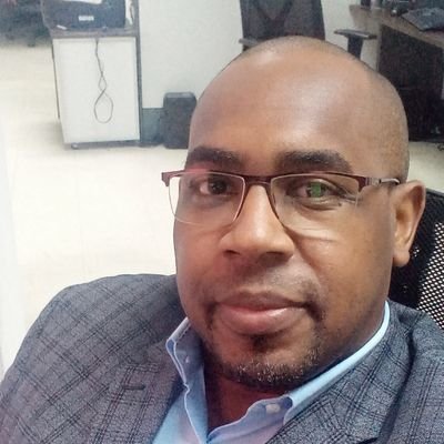 PurroMc's profile picture. Abogado Litigante, Especialidad Derecho Laboral, Administrativo y Familia, Esposo y Padre de dos Hermosas niñas, Adorador de DIOS...