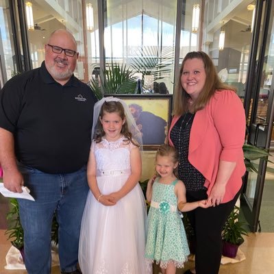 Catholic. Wife. Girl Mom x2. Instructional Coach. Lenexa Hills Elementary in Shawnee Mission School District