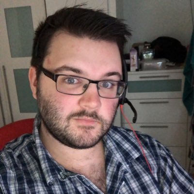 Jackburnsy1213's profile picture. holy balls what is this