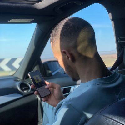 zak00685029's profile picture. Akon1999