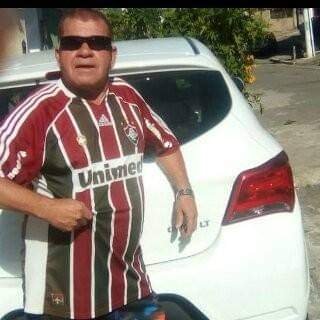 zaza_isac's profile picture. 