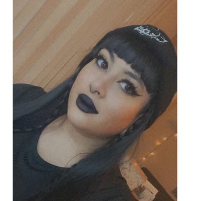 YEETjadeynn's profile picture. to see with eyes unclouded by hate