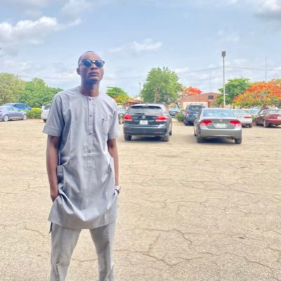 Simple man but difficult to understand me 😎