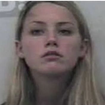 TrollRoller69's profile picture. #HaveYouHeardOfAmberTurd ?  #JusticeForJohnny 🐐 Not a Bot, Not yet a woman 💜