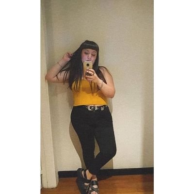 Estudio psico en UBA y me gusta venir acá a hacer catarsis de la vida ✨