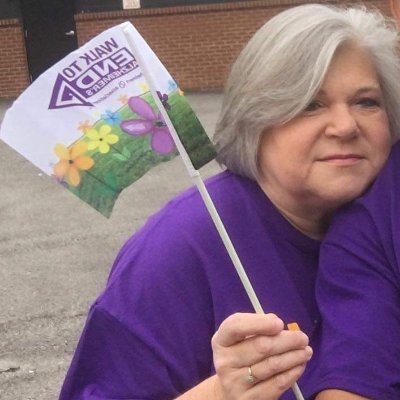 Wife, mother, grandmother, self-taught cook,book reviewer, Whovian, crazy cat lady  #EndAlz