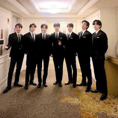 Guadalu63873030's profile picture. escuchar música 🎶
bts 💜🥰