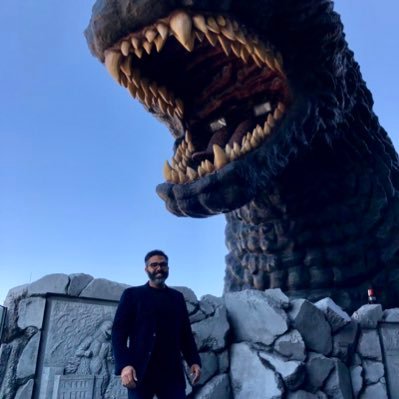 xsharmak's profile picture. here for the memes