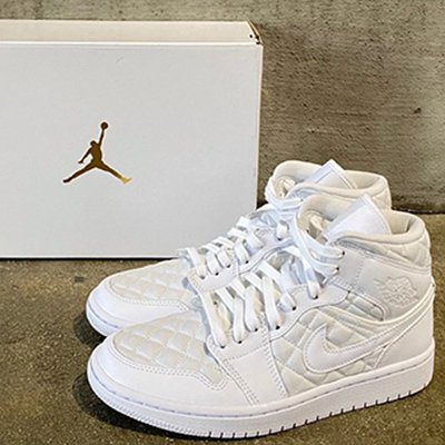 Looking forward to meeting you who love Nike AJ too. Any problem and limited-edition shoes. WhatsApp: https://t.co/8hWckLoJB3