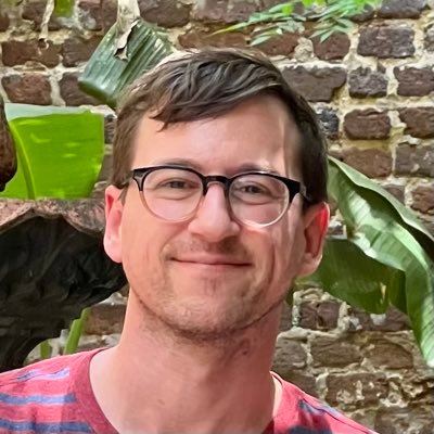 TomZohar twitter avatar