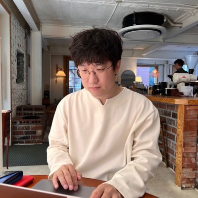 superiorproces7's profile picture. 개발새발