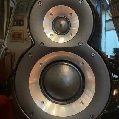 オーディオとレコード収集が趣味です。
オーディオのブログはこちら。
2024からモジュラーシンセ始めました。
https://t.co/jClIbGf9B7