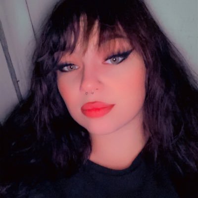 ashleyycooperxo's profile picture. livin’ my best life