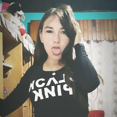 Estudiante en la universidad de Jose C Paz, futura profesora de Educacion Fisica/ 22 años/ Promo 17😍 / Por siempre One Direction 🆔️❤