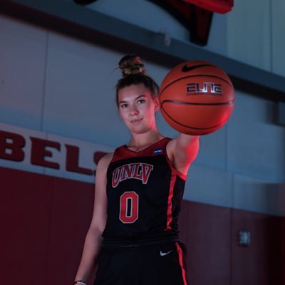 UNLV wbb 🏀 | ig: ashleyscoggin |