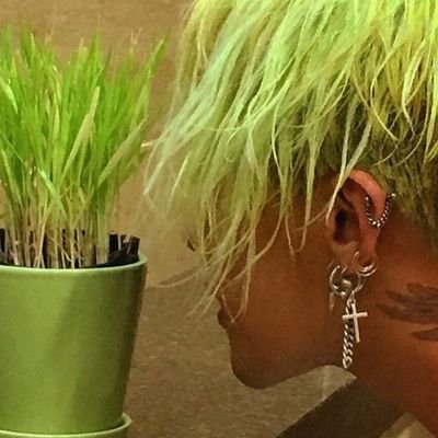 Juuhnkook's profile picture. demi ♣️🏳️‍🌈♦️; ちゃんと毎日、生きていますか？⚫️🌑⚪️♦️