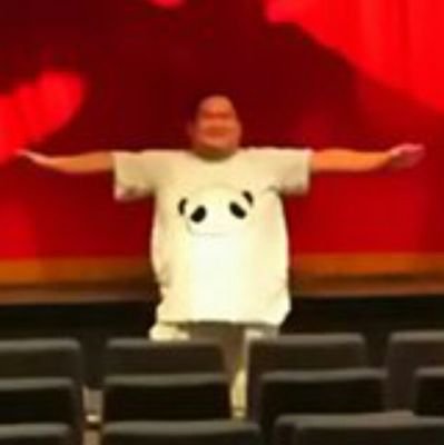 よしもと所属の芸人です。東京NSC22期。
競馬(ダイワスカーレット、ジェンティルドンナ)。
読書(辻村深月、重松清、柚木麻子)。