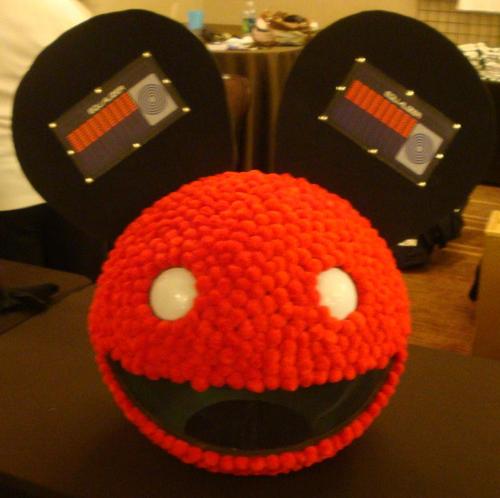 TJConsoleRepair's profile picture. Married, and repairing/modding/building game consoles with my wife.
We also repair arcade/pinball machines now. full-time vending tech at Skytop Vending.