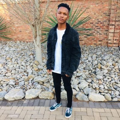 Hip hop and Rnb Artist❤️ W/A - 0784473419 BOOKINGS- katmokijima@gmail.com