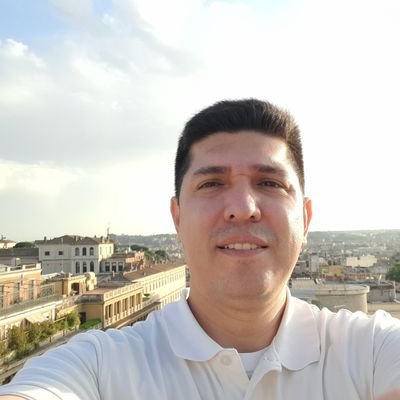 Luis4070356172's profile picture. nací en la ciudad de la cordialidad, mi casa son las Comunidades Eclesiales en la Iglesia Católica...con mi familia, la Iglesia me confía ser su Servidor ...