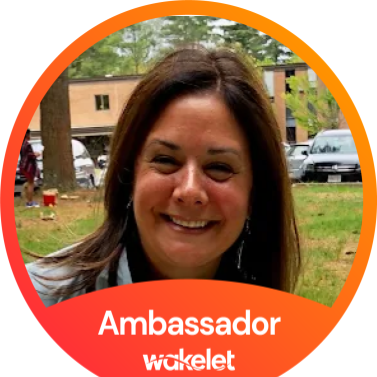 English Teacher & DECA Advisor @Holliston High School, Mother, wife, educator, maker with coffee.