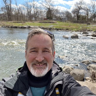 Journalist, naturalist. Freelance for https://t.co/QXh7s1P6i1 and @ABAJournal; published in Sun-Times. By boat, bike and feet. Husband of @gomezchirps, owner Seed Montessori.