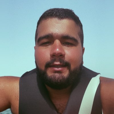 boushehri17's profile picture. 