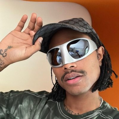 nancyimao's profile picture. she/her • roblox designer • 16 • send ally req