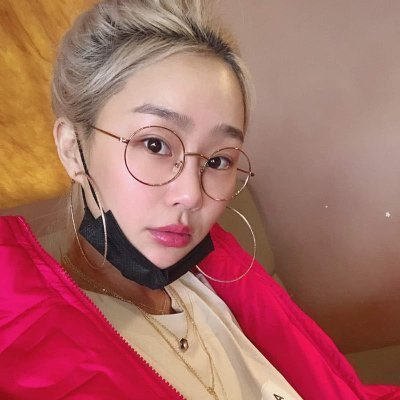 ʜʏᴏ ᴄᴀɴ'ᴛ ᴍᴀʀʀʏ ᴍᴇ, ꜱʜᴇ ʙᴇᴛᴛᴇʀ ᴍᴀʀʀʏ ꜱᴏʏᴏᴜ. ɪᴍ ᴏɴʟʏ ꜱᴛᴀɴ ʟᴇɢᴇɴᴅꜱ ᴀɴᴅ ᴛᴀʟᴇɴᴛꜱ! ꜱᴛᴀɴ @OfficialMonstaX @Official__Wonho @IVEstarship @OfficialHyolyn_ 👑