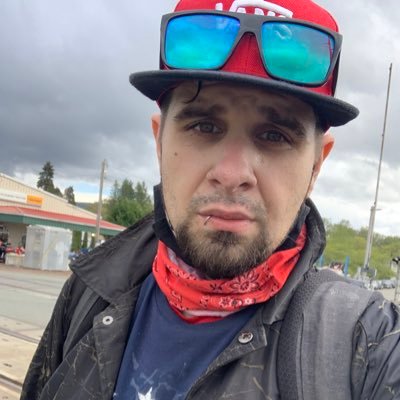 hunatahayo's profile picture. everything about me except you