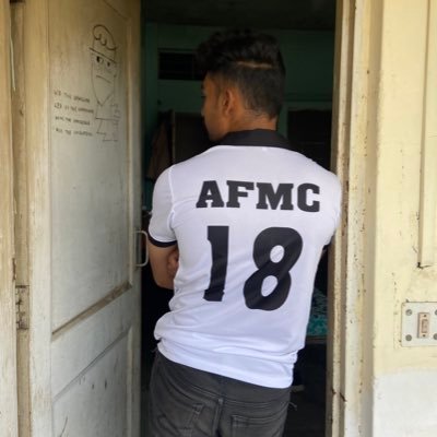 23, 2nd year MBBS student at AFMC,Pune. Trying some sarcasm here let’s see how it goes. Insta- Vibhanshu_sr07