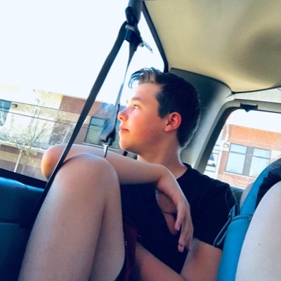 EcurveA's profile picture. This Ecurves alt account @ecurvetv https://t.co/id6tnx5Sis