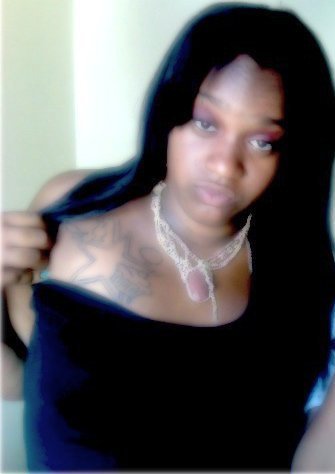 QuEeNyGaNg_'s profile picture. ~coolest girl you will ever meet~* :-)