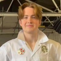 an; inactiva no unf (@81twhiddles) 's Twitter Profile