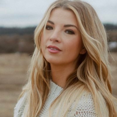 jessmoskaluke Profile Picture