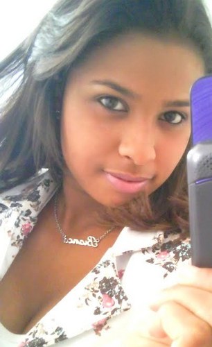 Oqe me atingia ontem, Hoje não me atinge mais. Com qem eu me importava ontem, Hoje ja não me importo mais ;D