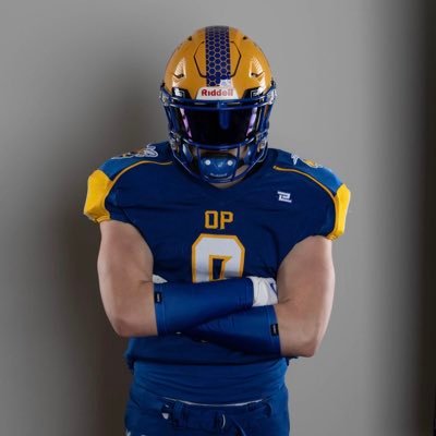 Osbourn Park High School - Manassas, VA || Class of 2023 || Football WR & LB || 6’2 || 195 lbs || Bench 295 || Squat 450 lbs || 3.06 GPA