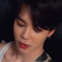 แ
แ
๐๐ฌ๐๐๐๐ก (@darkv0ir) 's Twitter Profile