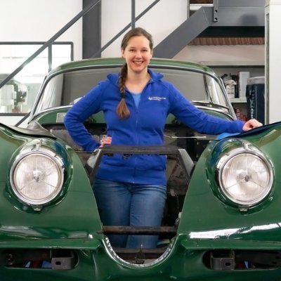 Geschäftsleiterin @ManufakturM, Elektroautofahrerin, Agronomin, Ökobilanziererin, Kuh-Enthusiastin, Zwillingsmama
Nur noch hier: @SilviaMarton@tooting.ch