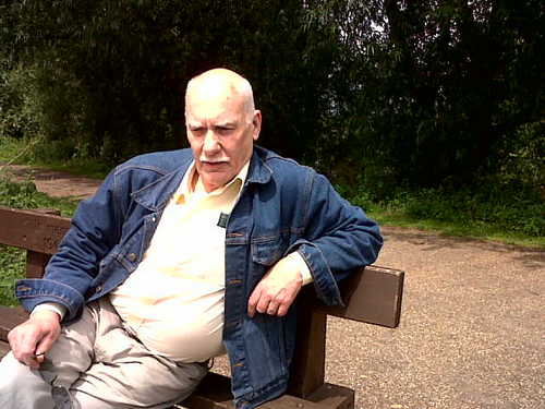 Born 1935, RN 4.yr.30 yr var:.En14.5 yr Intel. Prop. Assort. Credit en q./Sales/ Marr. 50 + yr 2 sons.4 G/rds.g.sons.