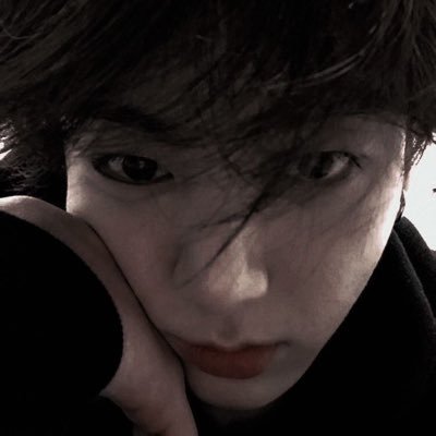 kthv001's profile picture. 