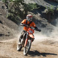 霧隠れフー　コーナーでバイクを倒す (@yacco190) Twitter profile photo