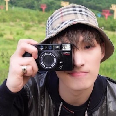 Lachonchis2000's profile picture. New place I’m depressed