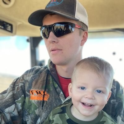 Husband to Abbie
Technician at Enviromatic Systems, Inc.
Hunting, fishing and loving everyday
Jesus Christ is Lord, Savior and friend