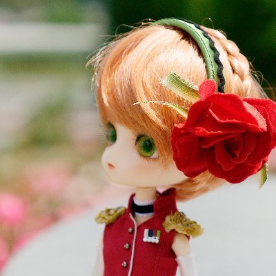 フィギュアディーラーice9/しまのドール用アカウントです。洋服や小物を制作したり、写真を撮ったりします。現在ハルモニアブルームとねんどろいどどーるなど。
タグ #ice9forDolls
フィギュア原型アカウント @ice9_info
通販 https://t.co/BhjV9k6GdC