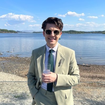 art | nature | culture
head of design @swordersfineart
art history phd @univofstandrews